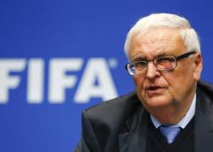 " الفيفا  " : قطر لن تستضيف مونديال 2022 بسبب حرارة الجو