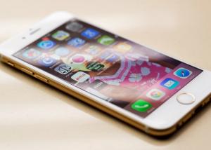 آبل تبيع 80 مليون هاتف iPhone في الربع الرابع من العام
