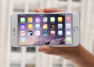  " آبل "  تطرو هاتفها العملاق بشاشة 5.8 بوصة من نوع "  OLED "