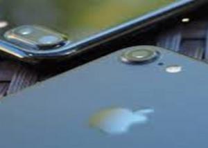 تحديث iOS 10.2 " يعقد من مشكلة البطارية بهواتف " iPhone "